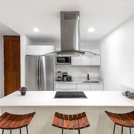 Trendy 1 Bedroom Apartment In Cruz Con Mar Brand New Building Playa del Carmen Luaran gambar