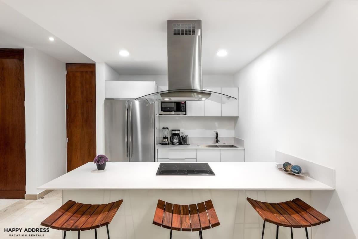 Trendy 1 Bedroom Apartment In Cruz Con Mar Brand New Building Playa del Carmen Luaran gambar