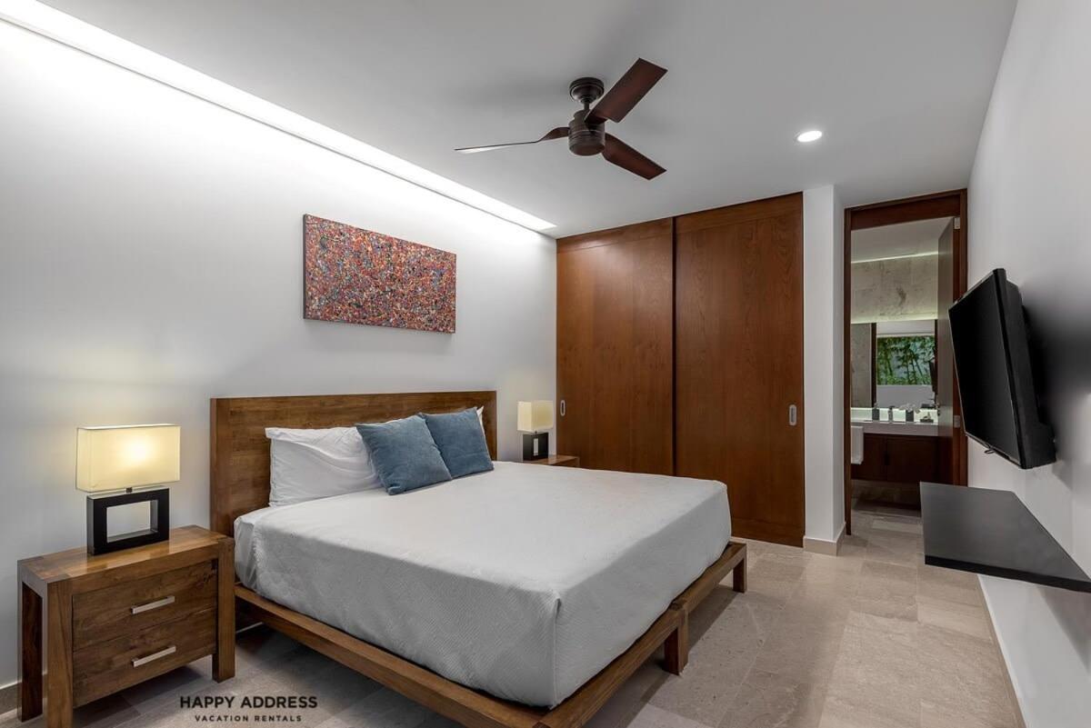 Trendy 1 Bedroom Apartment In Cruz Con Mar Brand New Building Playa del Carmen Luaran gambar